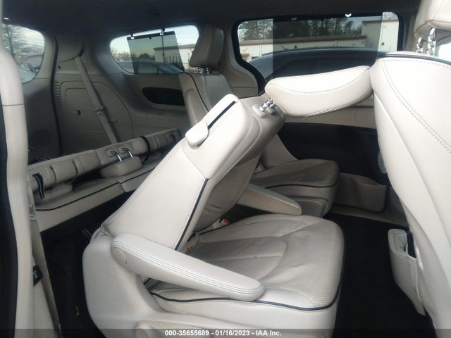 2018 Chrysler Pacifica Hybrid, VIN: 2C4RC1N77JR169711
