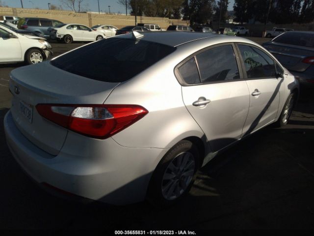 KNAFX4A69F5353541 KIA FORTE LX