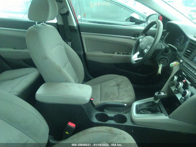 2019 HYUNDAI ELANTRA SEL VIN: KMHD84LF4KU737730