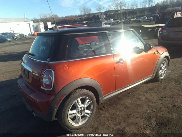 WMWSU3C58DT371219 Mini COOPER HARDTOP