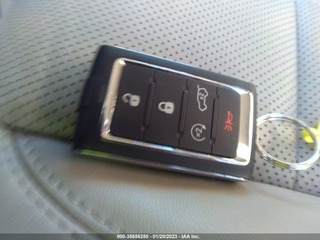 2022 Jeep Wagoneer, VIN: 1C4SJVBT4NS144916