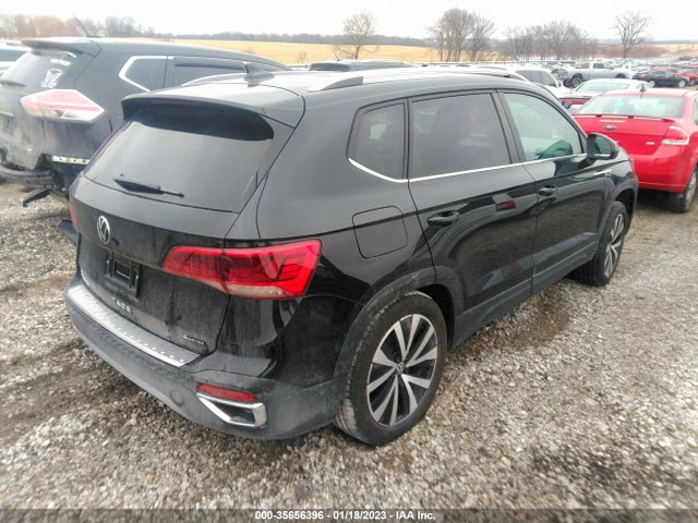 2022 Volkswagen Taos, VIN: 3VVLX7B22NM072145