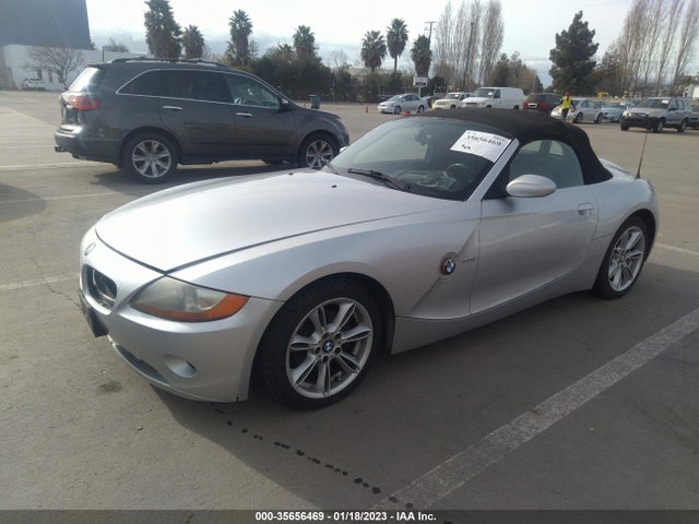 BMW Z4 2003 4USBT53433LU01048 Image 2