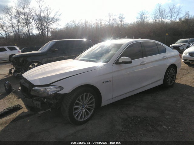 BMW 5 Series 528i Xdrive 2015 WBA5A7C57FD627652 Image 2
