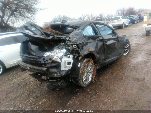 BMW 1 Series 2011 WBAUC9C58BVM09225 Image 4