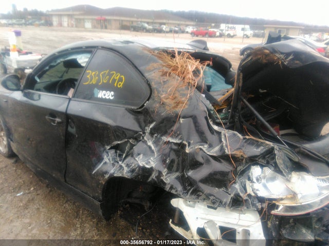 BMW 1 Series 2011 WBAUC9C58BVM09225 Image 6