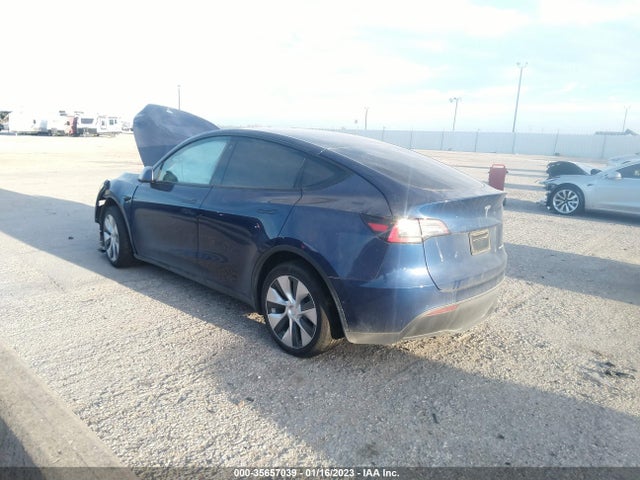 2021 Tesla Model Y, VIN: 5YJYGAEE2MF260674