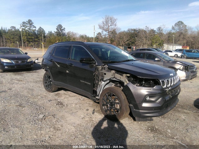 2022 Jeep Compass, VIN: 3C4NJDFB8NT129844