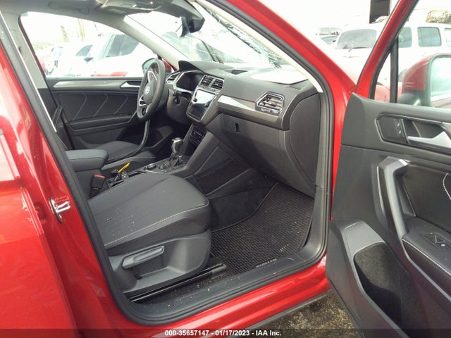 3VV2B7AX4NM130845 Volkswagen TIGUAN SE