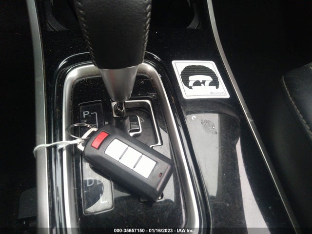 Mitsubishi Outlander 2019 JA4AD3A3XKZ048407 Image 3