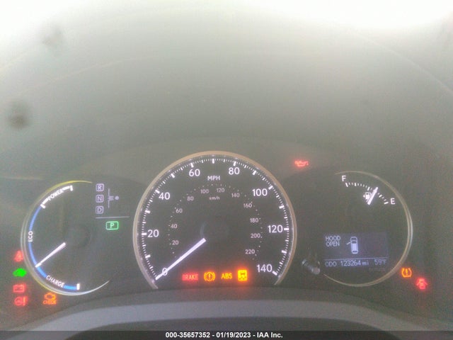 Lexus Ct 200h Hybrid 2015 JTHKD5BH8F2235013 Image 9