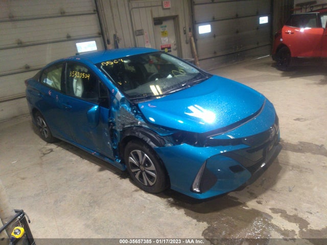 2018 Toyota Prius, VIN: JTDKARFP6J3103714