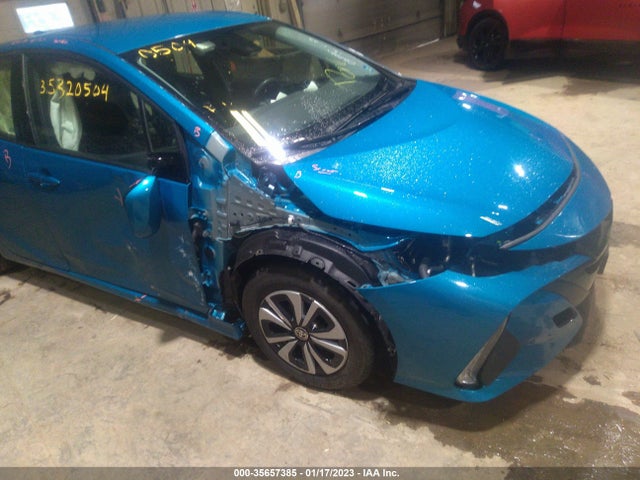 2018 Toyota Prius, VIN: JTDKARFP6J3103714