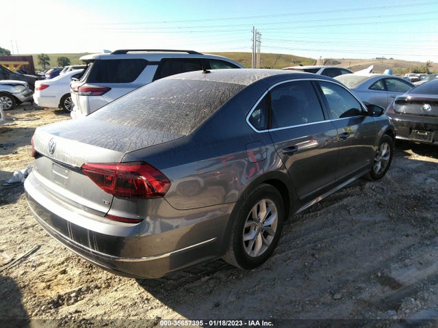 2017 Volkswagen Passat, VIN: 1VWAT7A39HC056541
