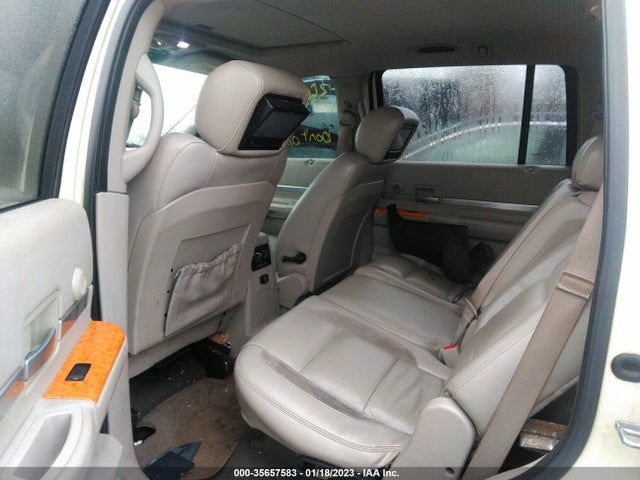 1A8HW58248F101368 Chrysler Aspen Limited