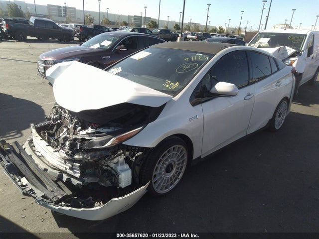 Toyota Prius Prime Plus/premium/advanced 2017 JTDKARFPXH3002489 Image 2