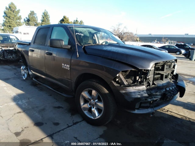 RAM 1500 Express 2018 1C6RR7KG6JS296400 главное изображение