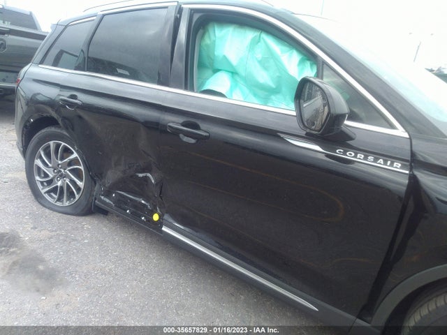 2022 Lincoln Corsair, VIN: 5LMCJ1C98NUL37275