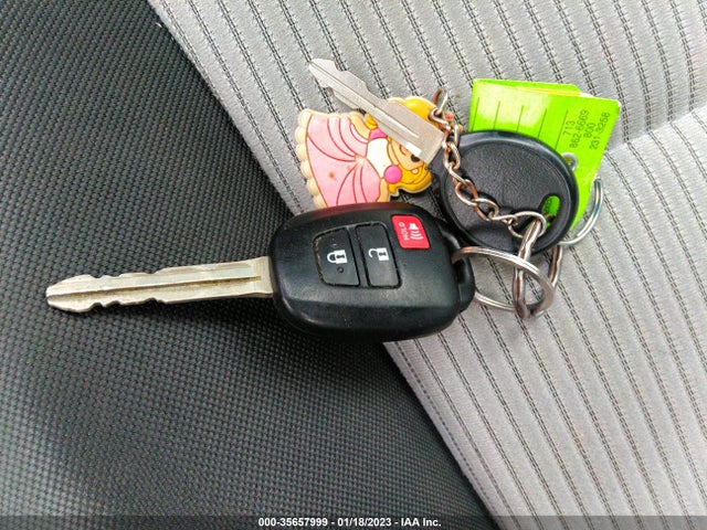 2015 TOYOTA RAV4 LE VIN: JTMZFREV5FJ048613