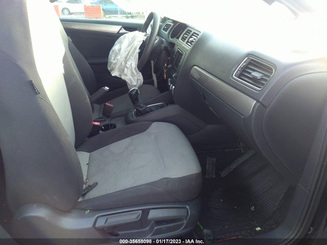3VW2B7AJ7HM287068 Volkswagen Jetta 1.4t S