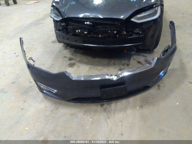 2017 Tesla Model X, VIN: 5YJXCBE42HF052790
