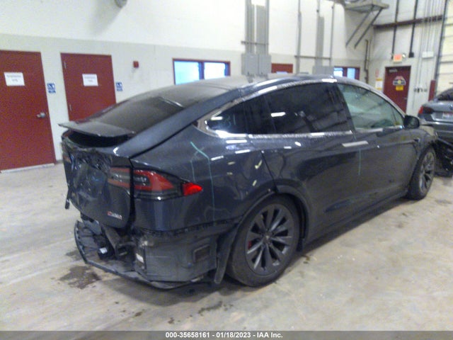 2017 Tesla Model X, VIN: 5YJXCBE42HF052790