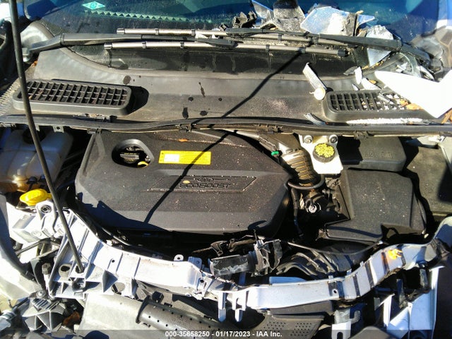 2016 Ford Escape, VIN: 1FMCU0GX6GUA26363