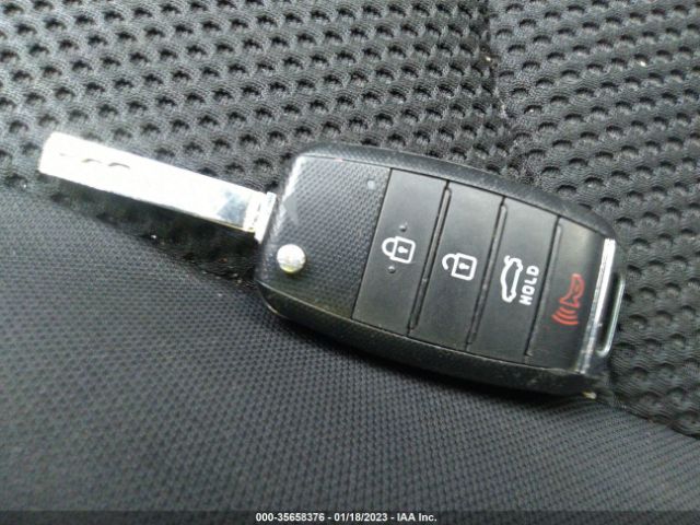 5XXGT4L31LG394582 KIA Optima Lx