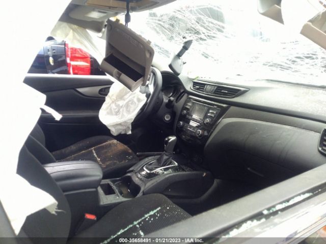 JN1BJ1CP3HW029587 Nissan Rogue Sport S