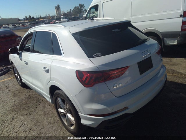 WA1DECF38L1030183 Audi Q3 S Line Premium