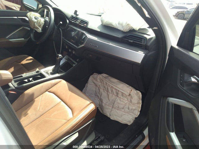 WA1DECF38L1030183 Audi Q3 S Line Premium