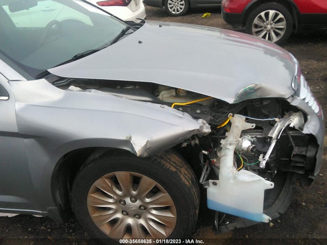 Chrysler 200 LX 2014 1C3CCBAB5EN123811 Image 7