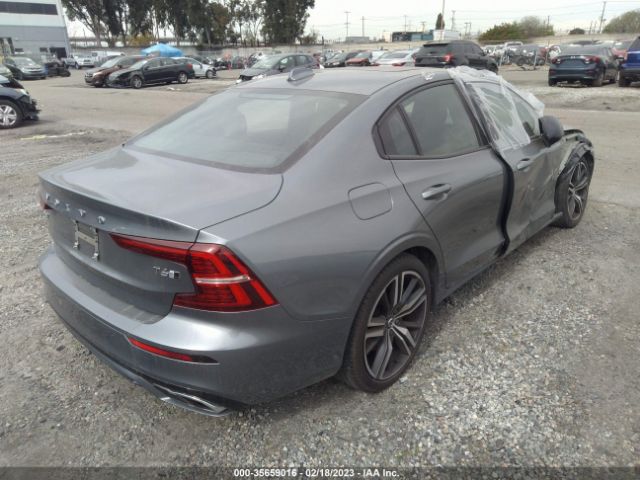 7JRA22TM3KG017072 Volvo S60 R-design