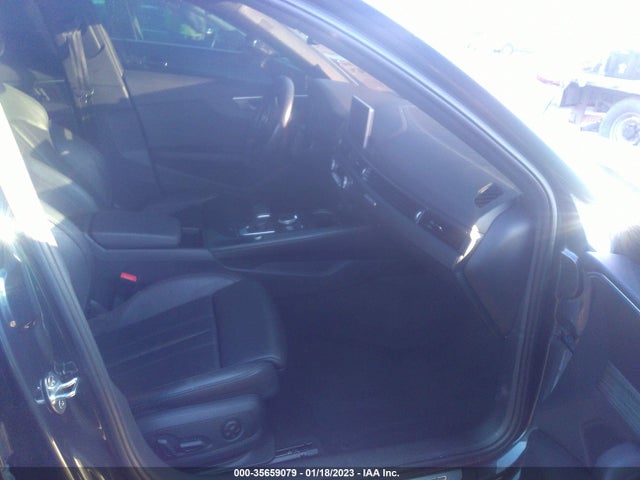 WAUENAF4XJN003674 Audi A4 Premium Plus