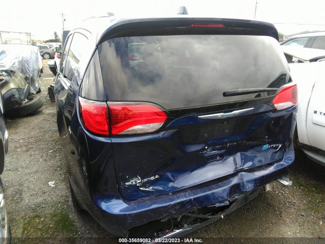 2017 Chrysler Pacifica Hybrid, VIN: 2C4RC1N73HR798165