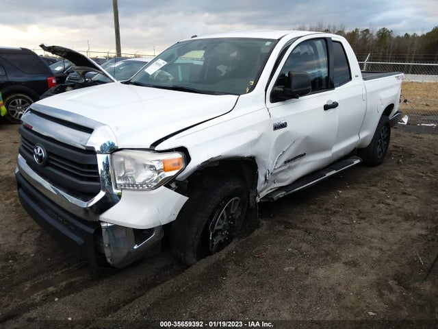 2015 Toyota Tundra, VIN: 5TFUW5F17FX480695