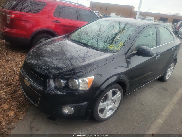 Chevrolet Sonic 2016 1G1JE5SBXG4137976 Image 2