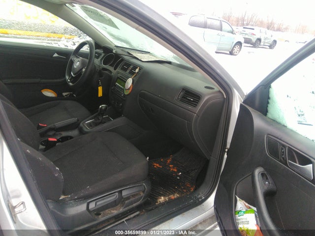 3VW2K7AJ7FM421624 Volkswagen Jetta Sedan 2.0l S