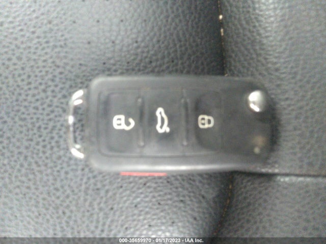 WVGBV7AX8FW513853 Volkswagen TIGUAN SE