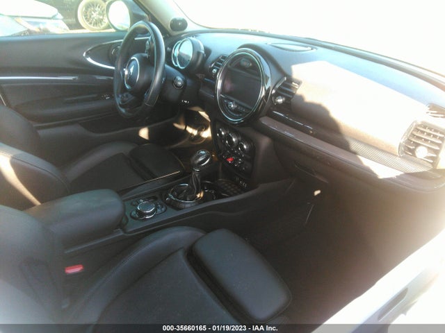 2016 Mini Clubman, VIN: WMWLN9C5XG2B31638