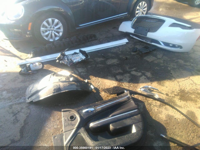 2C3CCAEG8FH792231 Chrysler 300 300c