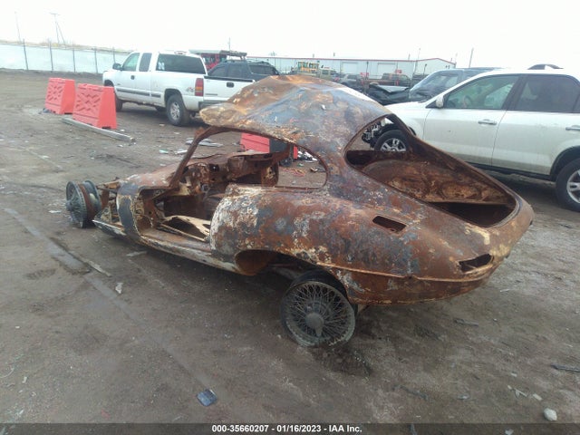 Jaguar XKE 1964 J64890696 Image 3