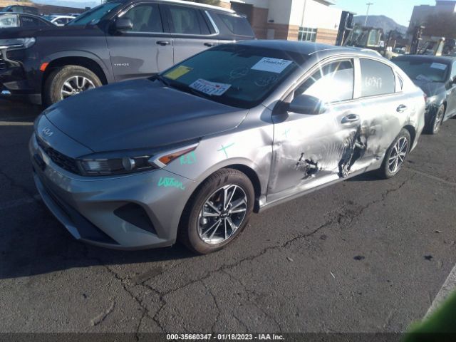 3KPF24AD0NE462330 KIA Forte Lxs
