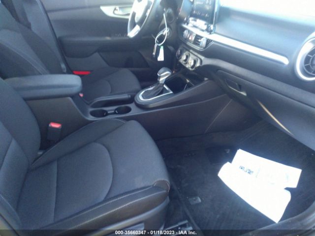 3KPF24AD0NE462330 KIA Forte Lxs