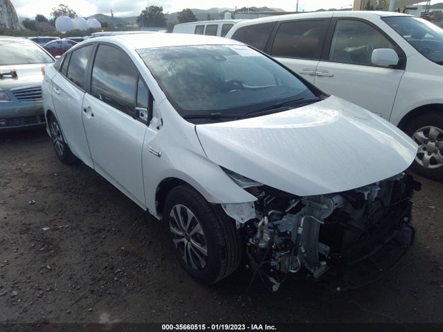 2022 Toyota Prius, VIN: JTDKAMFP8N3207064