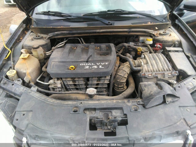 1C3CCBAB5EN146585 Chrysler 200 LX