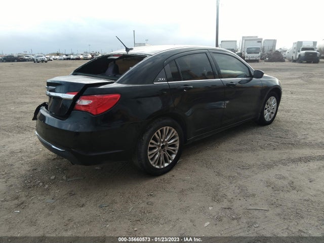 1C3CCBAB5EN146585 Chrysler 200 LX
