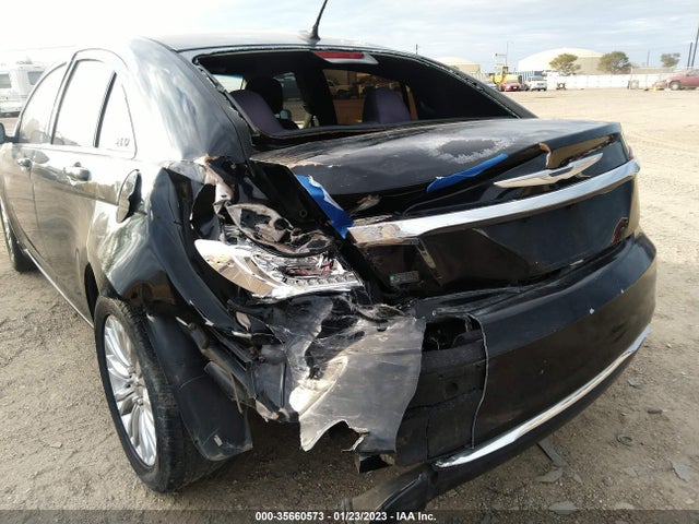 1C3CCBAB5EN146585 Chrysler 200 LX