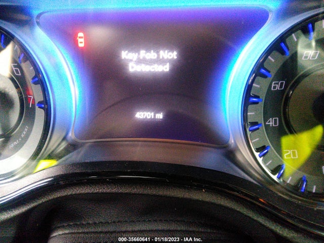 2016 Chrysler 300, VIN: 2C3CCAGG2GH270709