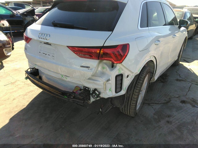 WA1EECF39N1050045 Audi Q3 S Line Premium Plus